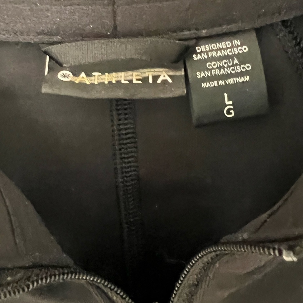 Athleta Black Pullover  Saluation Half Zip - Sz Large  NWOT
Active/ casual - Picture 9 of 9
